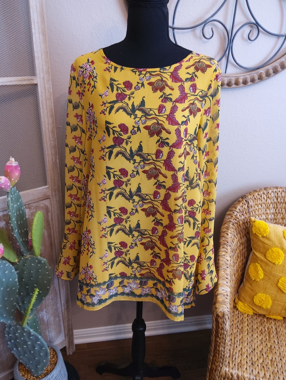 Max Studio Yellow Floral Long-Sleeve Tunic